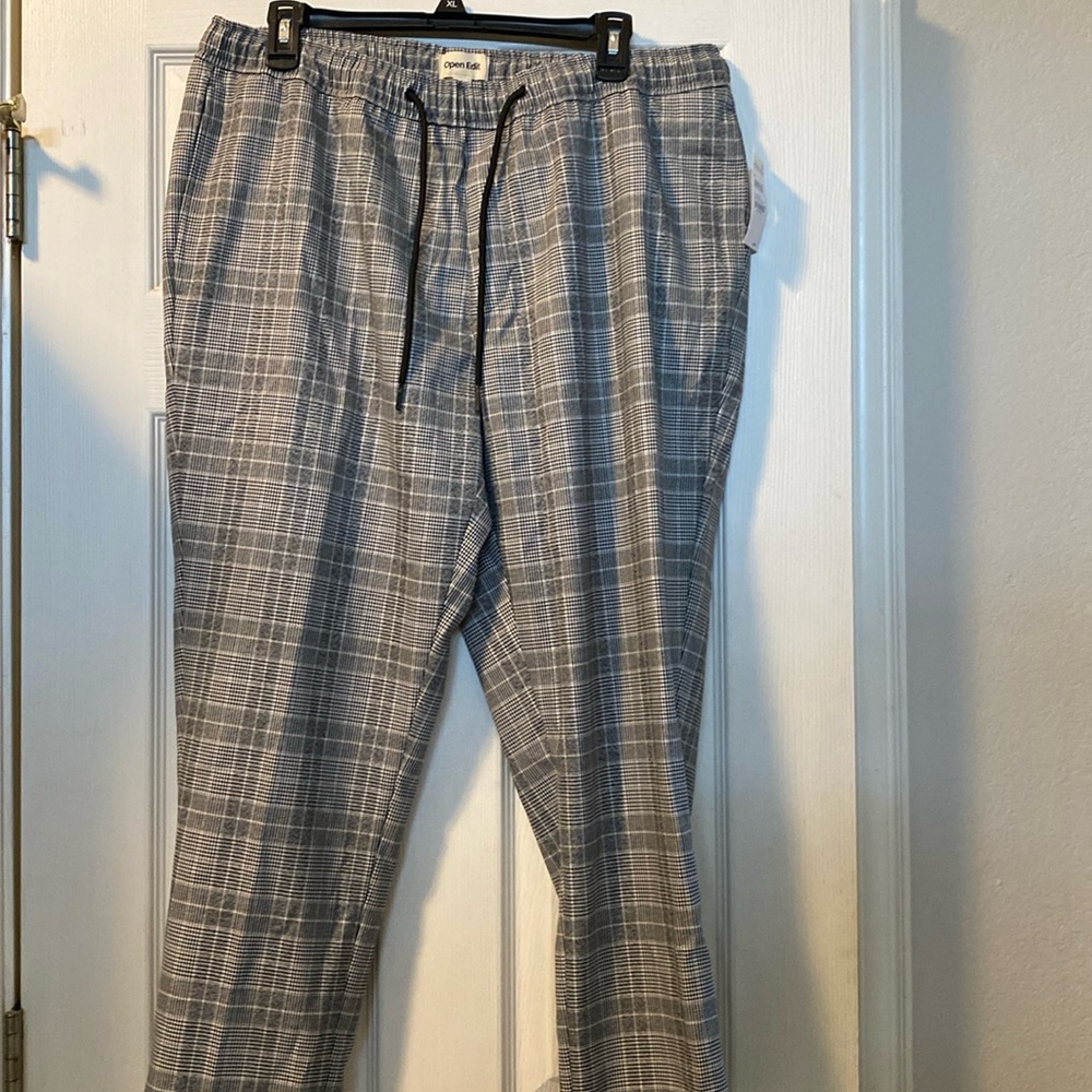 Open Edit men’s cropped pants large